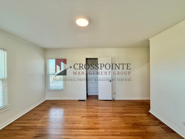 Building Photo - Charming 3 Bedroom, 2 Bathroom Home!