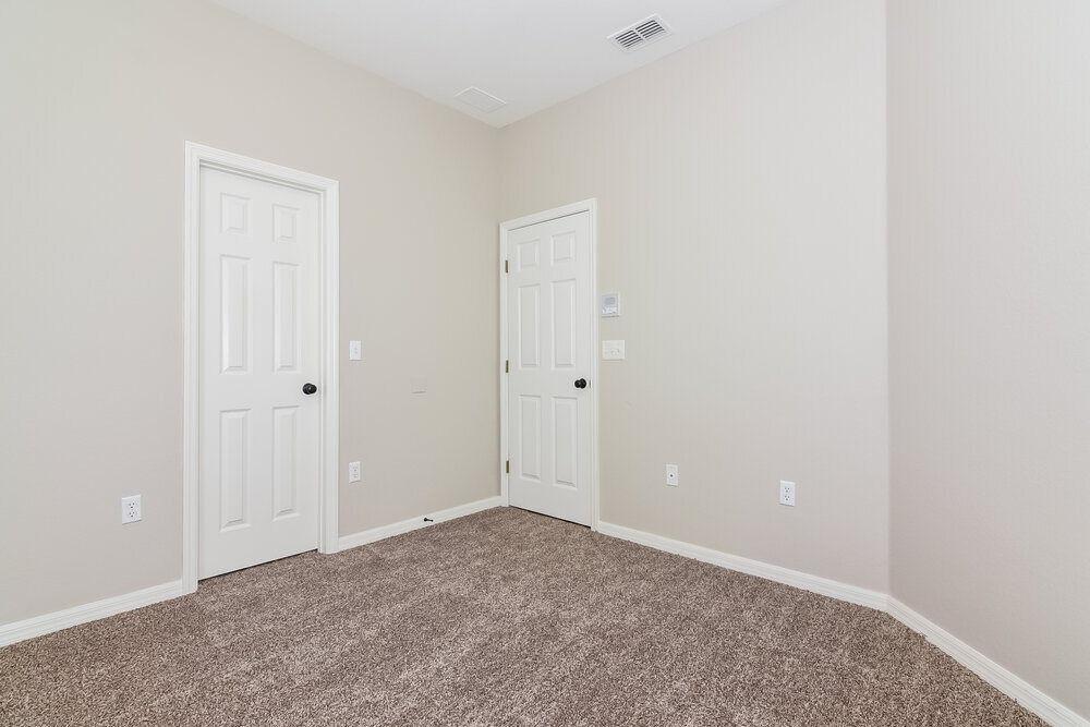 Building Photo - 3677 Sandhill Crane Dr