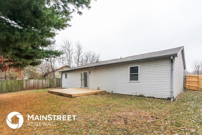 Building Photo - 3223 Southwest Dr