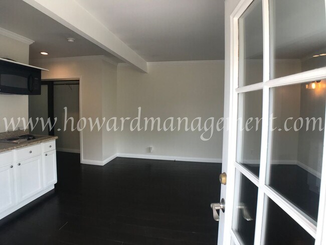 Building Photo - Beautifully remodeled Spanish style home with Granny Flat, Washer & Dryer, Large Backyard!
