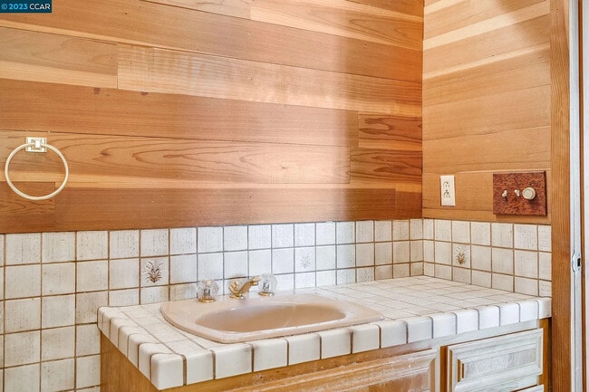 Building Photo - 3160 D St