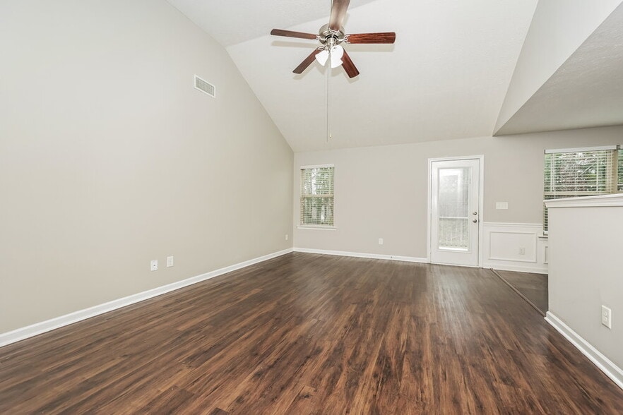 Building Photo - 792 Harvest Grove Dr