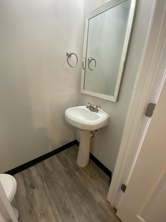 Building Photo - 1018 Dartmouth Glen Way