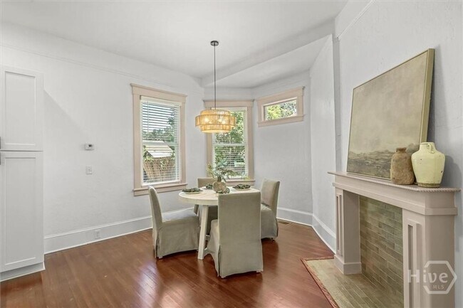 Building Photo - Beautifully Renovated 4-Bedroom Home with Charm & Modern Comfort – Savannah, GA
