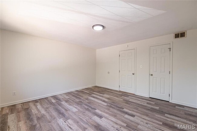 Building Photo - 3025 Pembroke Ln