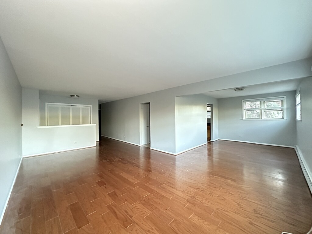 Building Photo - 8644 Skokie Blvd