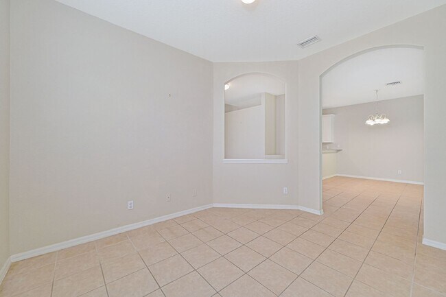 Building Photo - ** NOW AVAILABLE ** Villa in Bella Terra  - 2bed/2 bath plus den