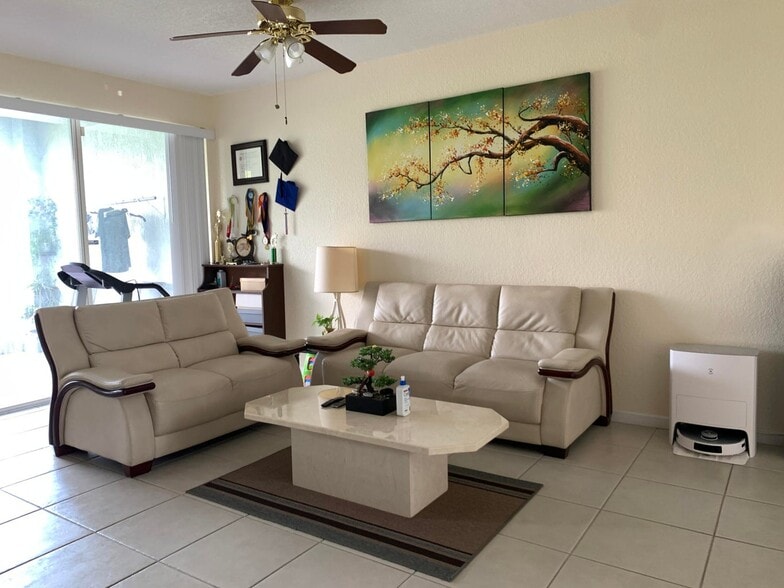 Building Photo - 2304 Center Stone Ln