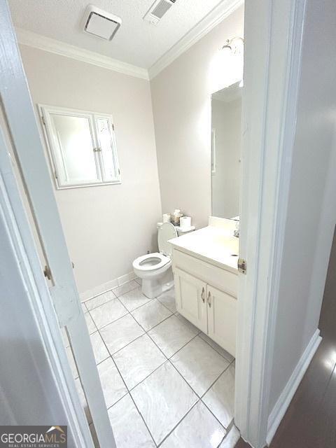 Building Photo - 305 Carriage Chase