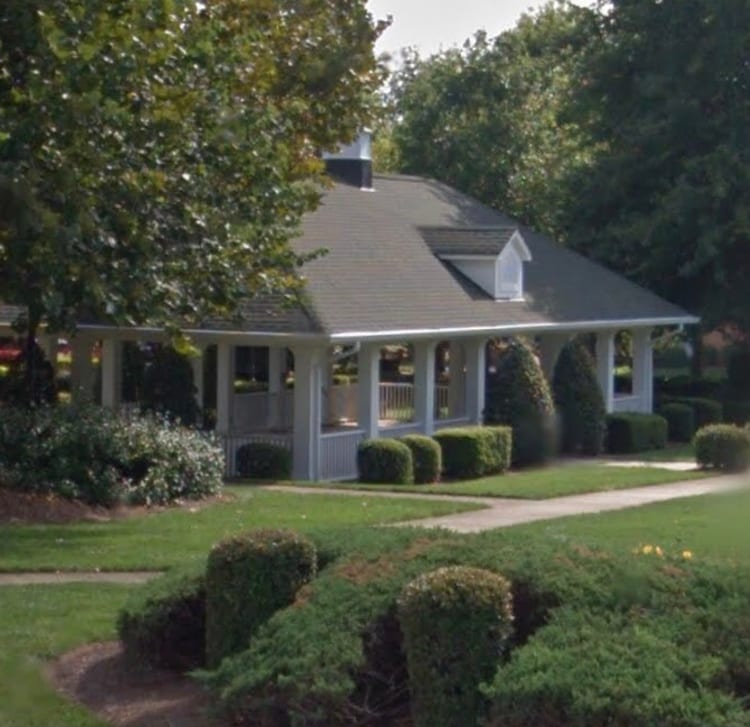 Building Photo - 18651 Shawnee Ridge Rd