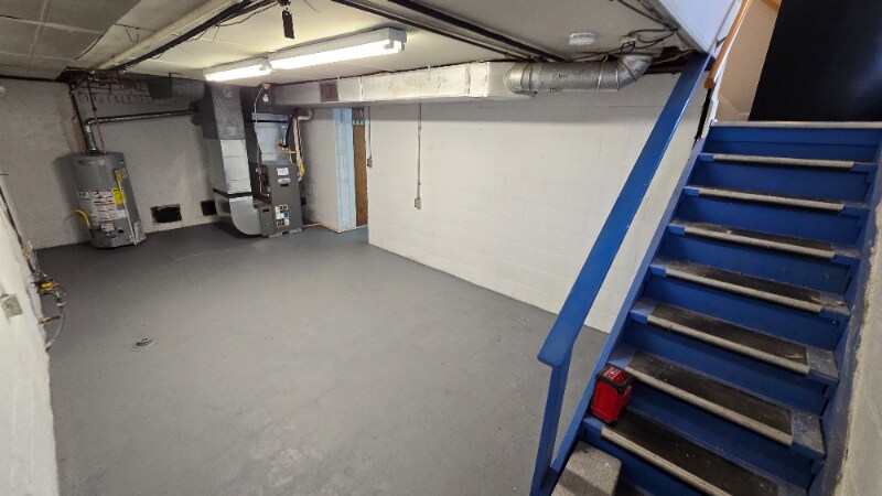 Building Photo - 1013 Bon Air Dr