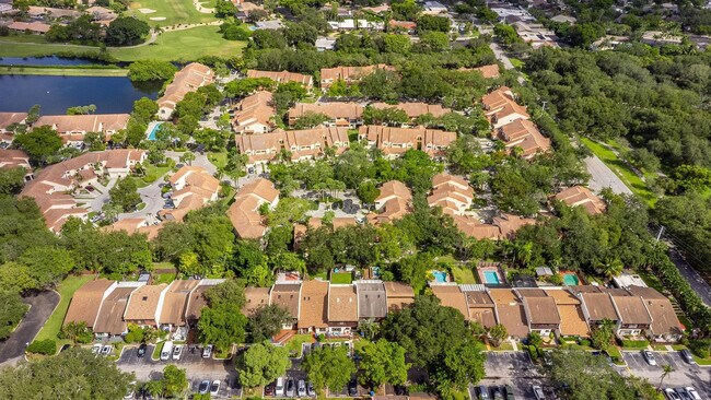 Building Photo - 3351 Emerald Oaks Dr