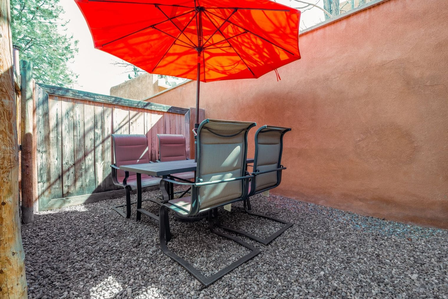 Building Photo - 616 1/2-721 Galisteo St