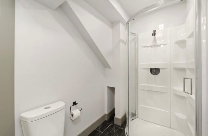 Building Photo - 6120 E 60th Pl