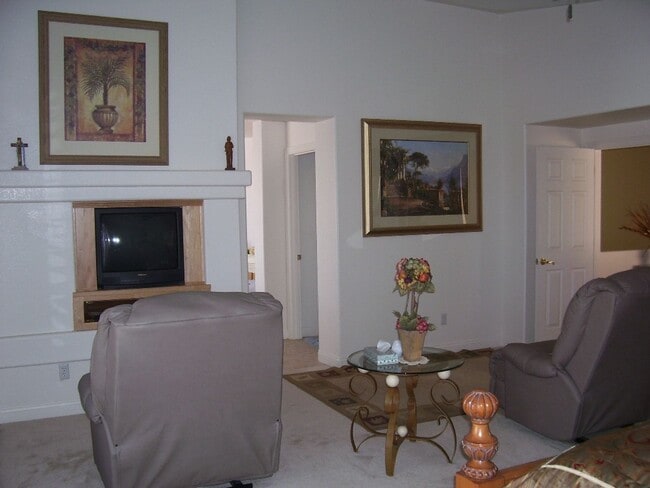 Building Photo - LACEBARK PINE