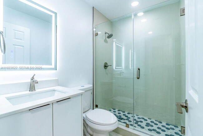 Building Photo - 5240 SW 139th Pl