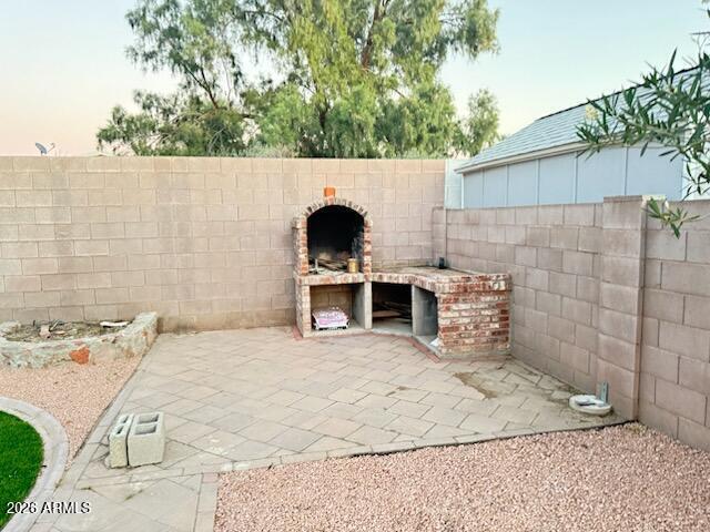 Building Photo - 3423 S Desert View Dr