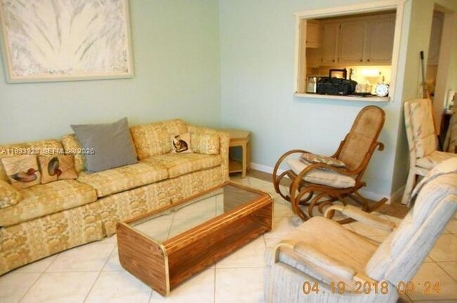 Building Photo - 134 Coventry F