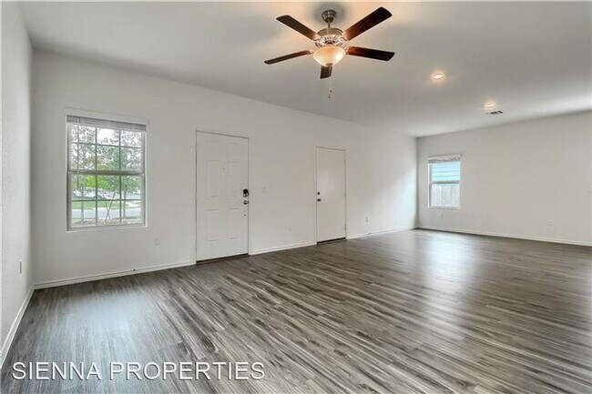 Building Photo - 7213 Tonka Ln