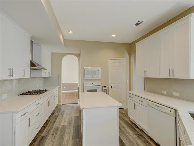 Building Photo - 18711 Gibbons Dr