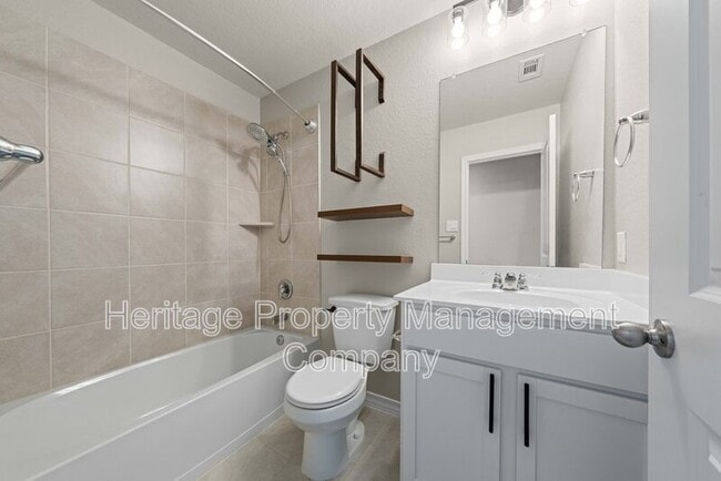 Building Photo - 148 Sage Sparrow