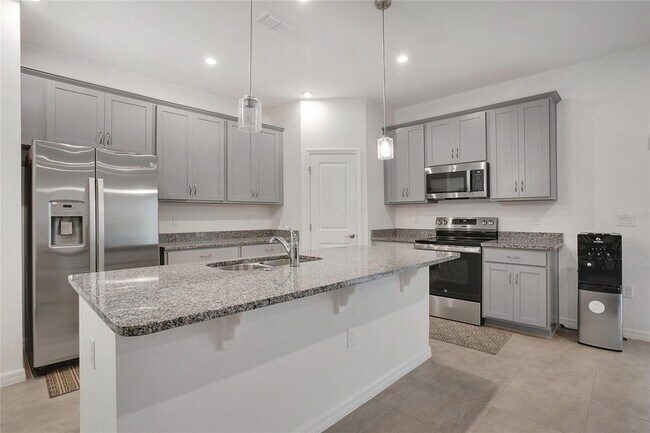 Building Photo - 1838 Blue Lagoon Cir