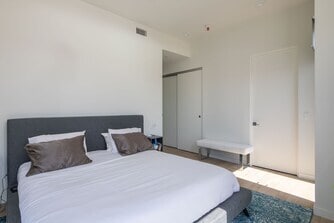 Building Photo - 1616 Amherst Ave