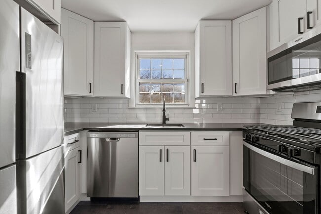 Building Photo - READY for Move-In! Fully RENOVATED 3 bedroom in WEST MIFFLIN! COME CHECK IT OUT!