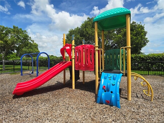 Building Photo - 1150 N Liberty Ave