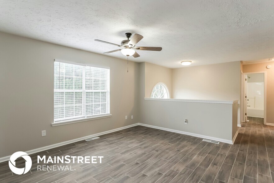 Building Photo - 382 Pleasant Way