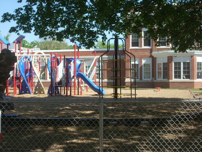 VANCE SCHOOL PLAYGROUND - 72 Kimball Dr