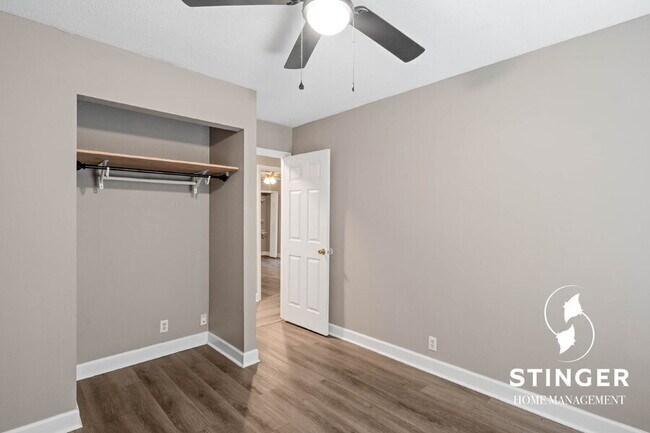 Building Photo - 16 Quail Ridge Cir N