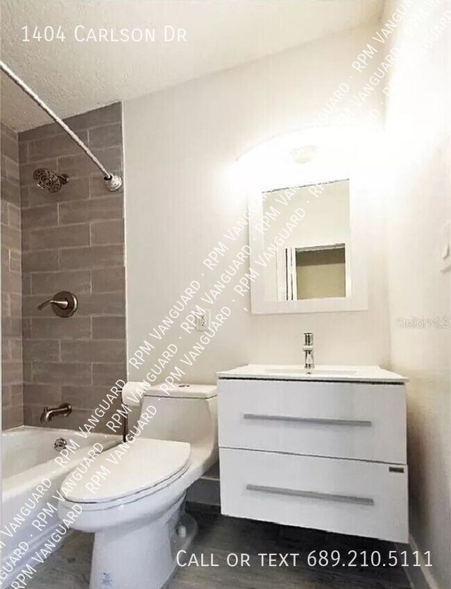 Building Photo - 1404 Carlson Dr