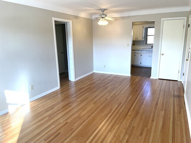 Floorplan - Dunlap Apartments