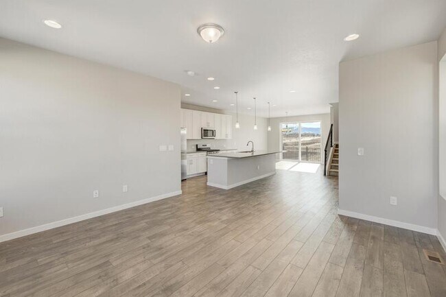 Building Photo - 2464 Jazzy Lady Ct