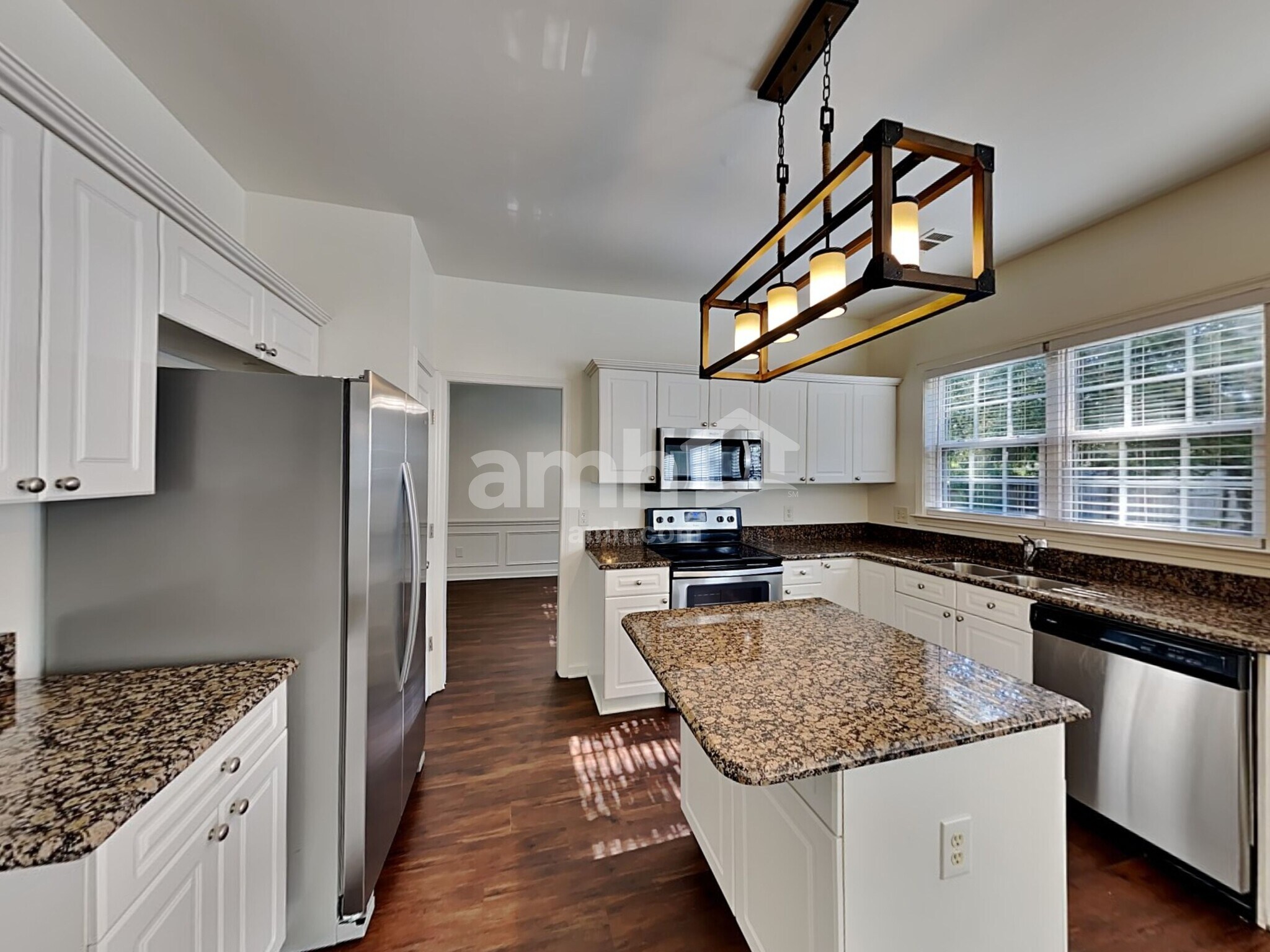 Building Photo - 2264 Monthemer Cove