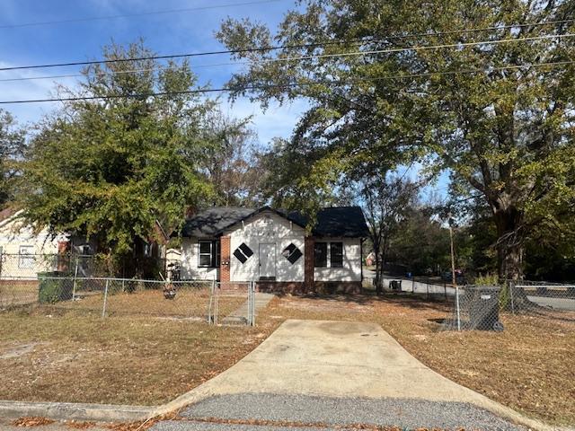 Building Photo - 2229 8th St