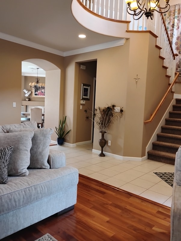 Building Photo - 1122 Mitchell Ln