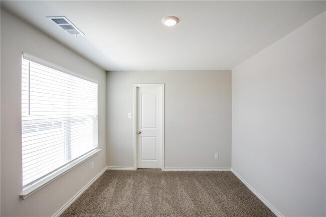 Building Photo - 301 Liberty Meadows Dr