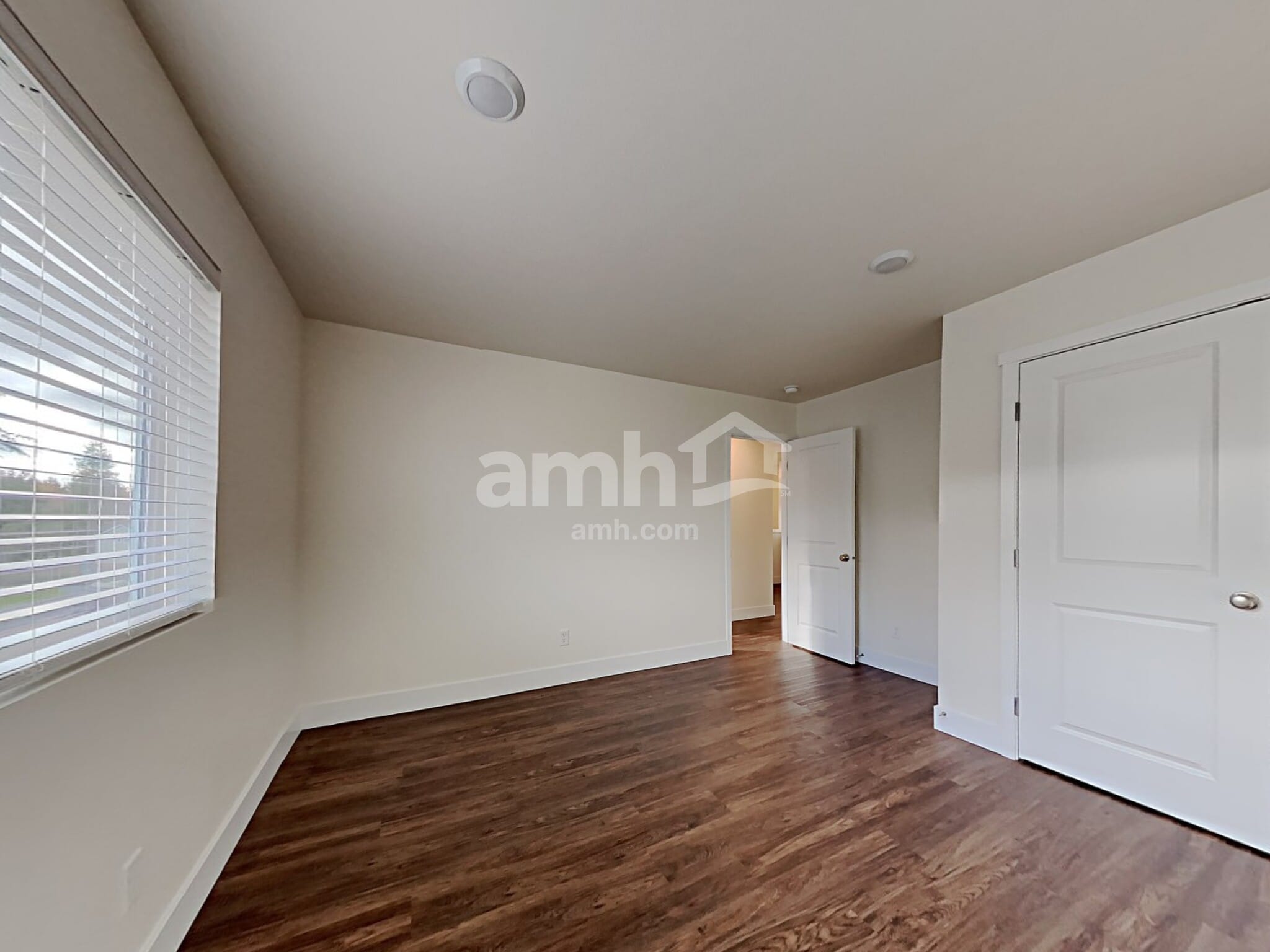 Building Photo - 1620 192nd St Ct E