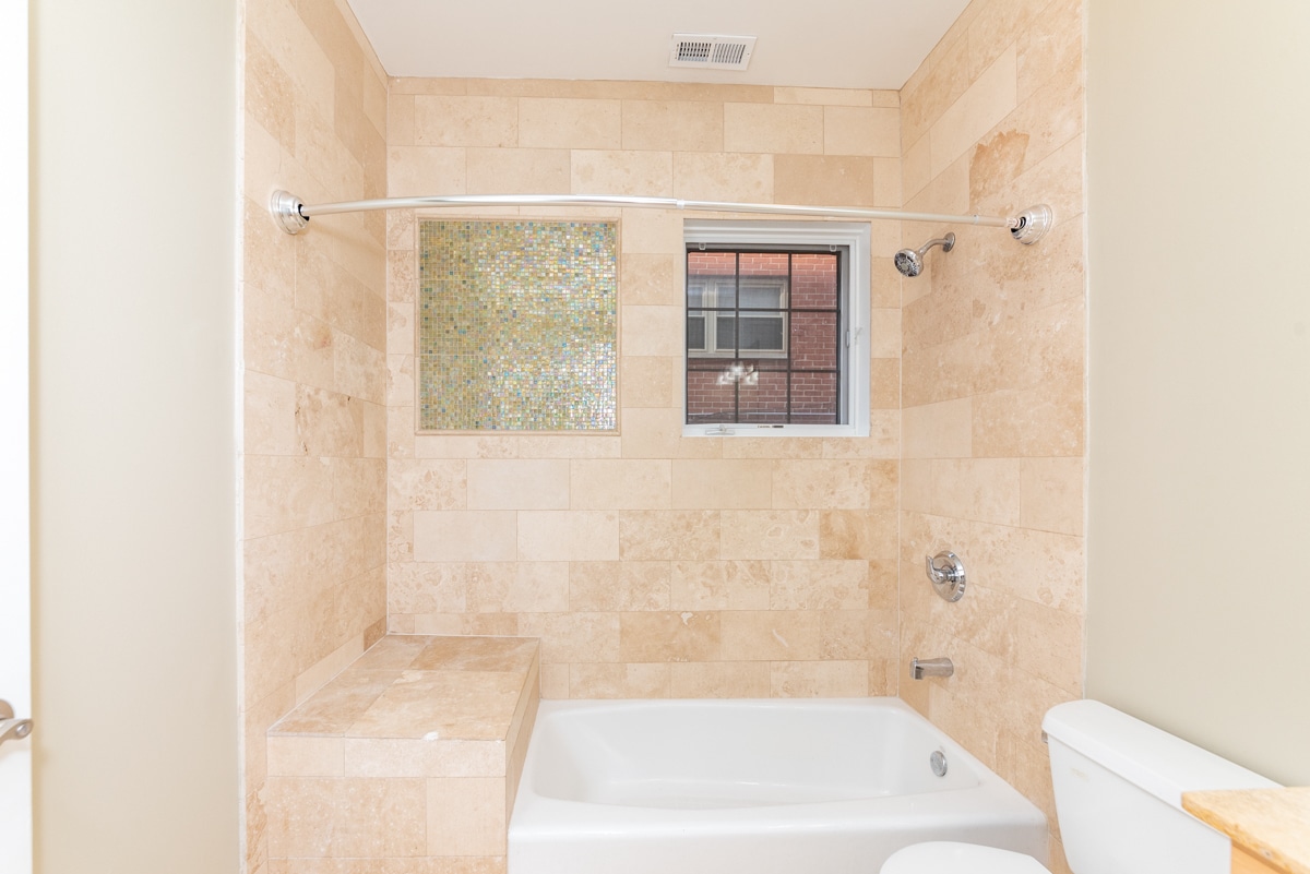 Building Photo - 6217 S Kimbark Ave