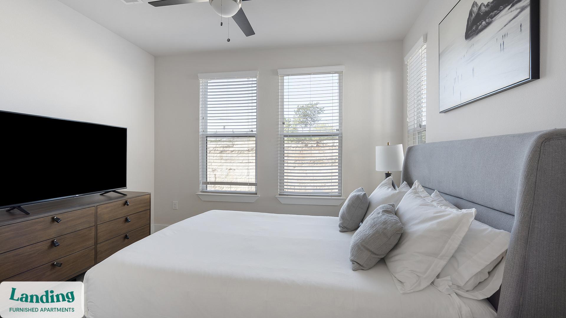 Building Photo - 15950 Chase Hill Blvd