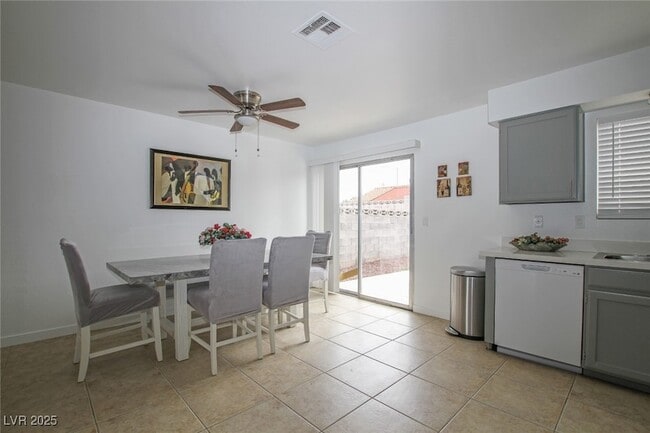 Building Photo - 396 Dooley Dr