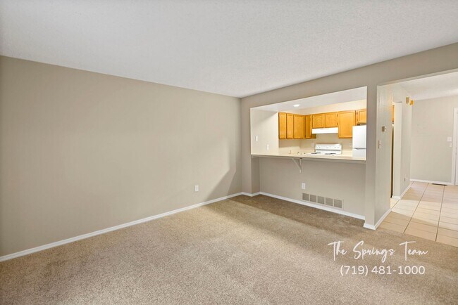 Building Photo - HUNTING MEADOWS 3BD CONDO IN GATED COMMUNITY  - Security Deposit Waiver Available