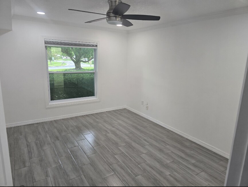 Large Bedroom - 1250 S Pinellas Ave