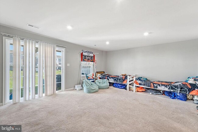 Building Photo - 205 Dalton Dr