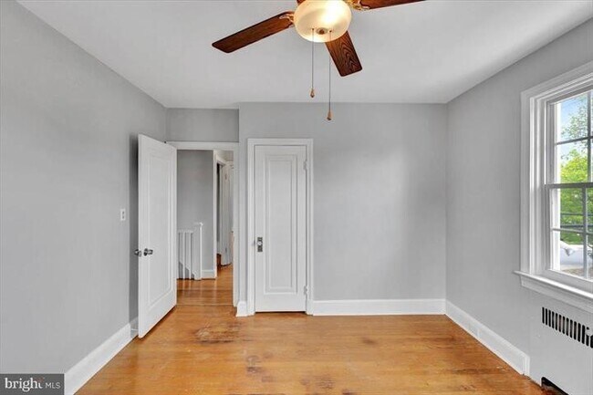 Upper level 1 Bedroom 2 - 427 Hopkins Rd