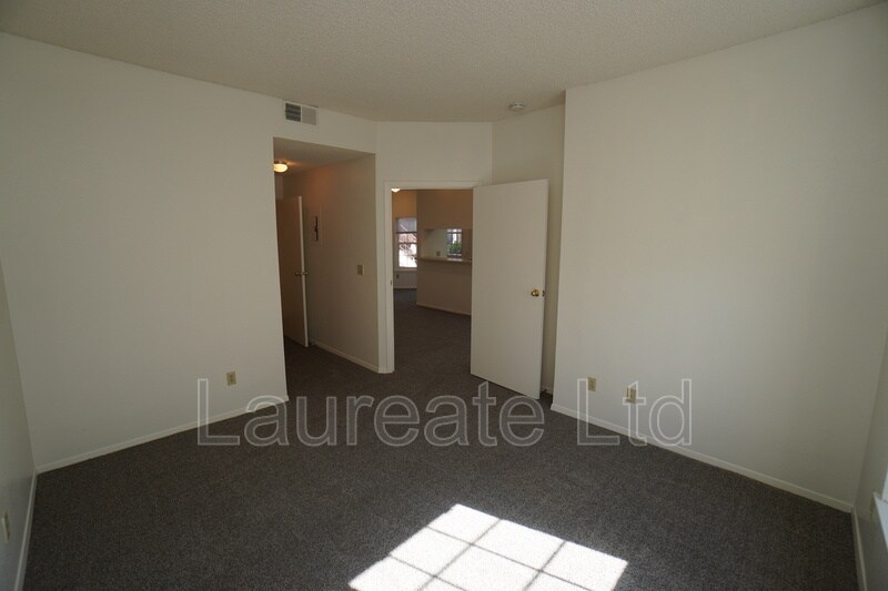 Building Photo - 4760 S Wadsworth Blvd