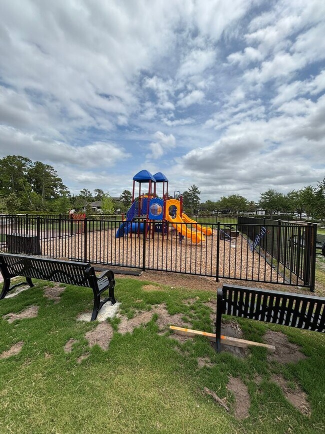 Building Photo - 5579 Millenia Park Blvd