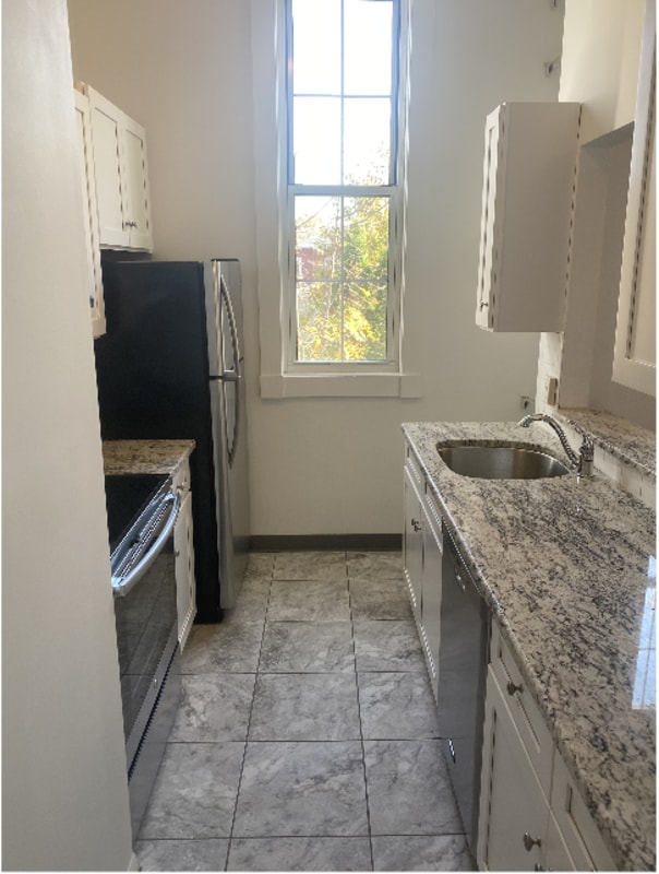 Building Photo - 917 Columbia Ave